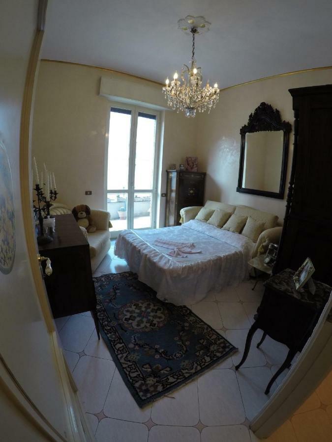 נאפולי B&B Goldmund מראה חיצוני תמונה